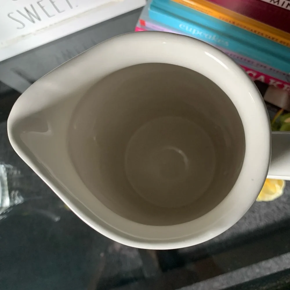Rae Dunn White LEMONADE Pitcher NWOT. Used for display only. - Picture 3 of 4